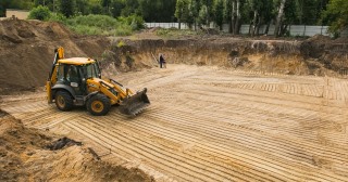 Разработка котлована Вичуга, цена от 310 руб./м3.